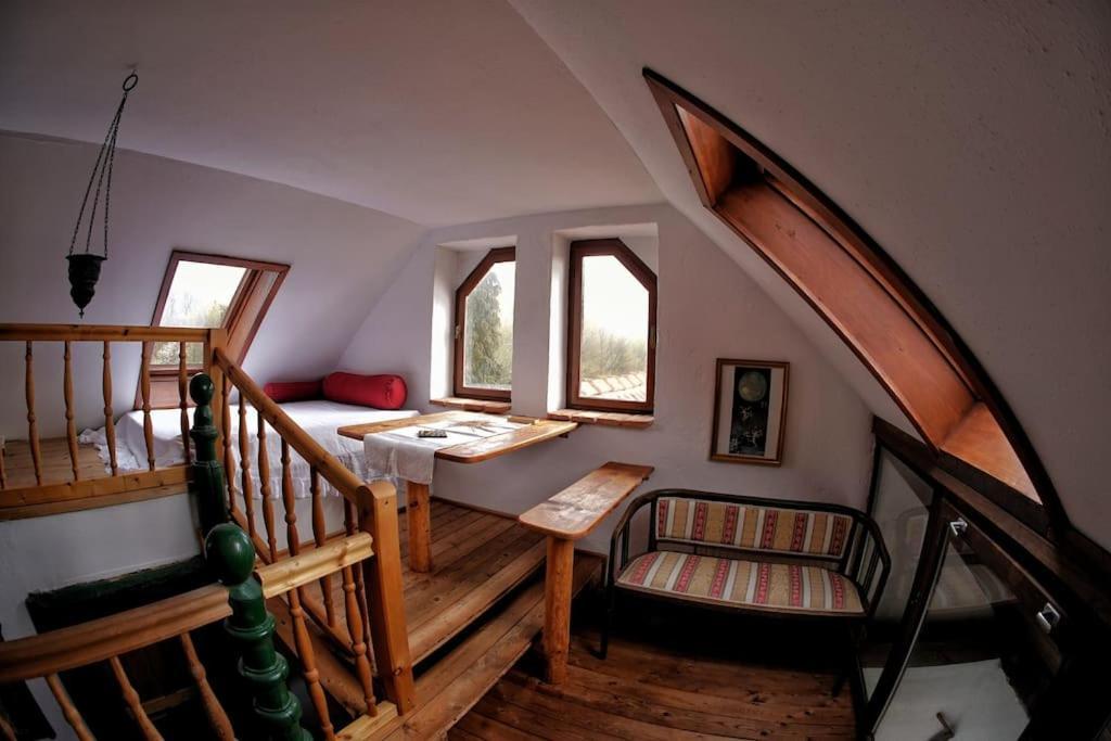 Stilvolles Landhaus Im Dreilaendereck Felsoszolnok Ngoại thất bức ảnh