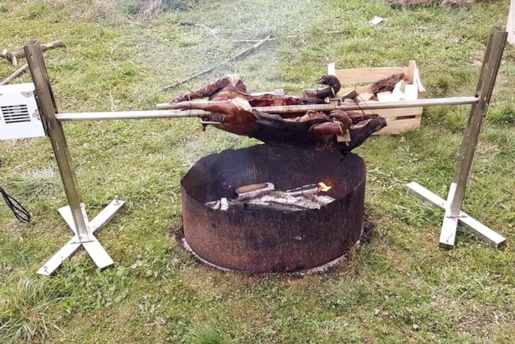 Stilvolles Landhaus Im Dreilaendereck Felsoszolnok Ngoại thất bức ảnh